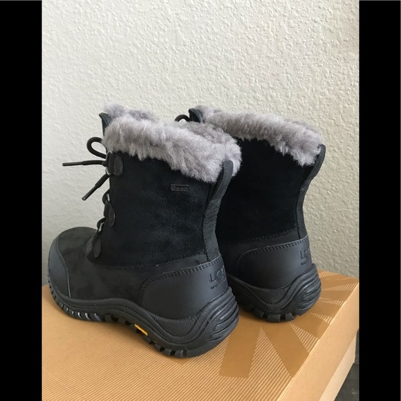 UGG Boot - Picture 10 of 11